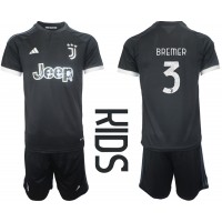 Dětský fotbalový dres Juventus Gleison Bremer #3 2023-24 Třetí Krátký Rukáv (+ trenýrky)